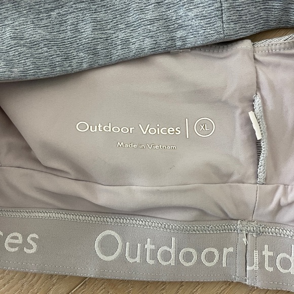 Outdoor Voices Color Block Sport Bra - Picture 5 of 5